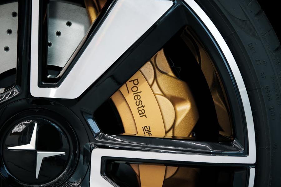 Колеса Polestar 1 2019 года  (WW) (фото 29 из 46)